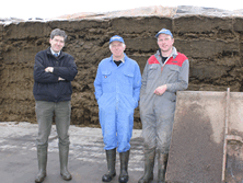 Richard Webster commented 'I simply don't see any waste or bad silage on Steve's silage pits. He does the job right. It comes in clean, it is always well rolled, it has Goldshake additives and it is well sealed with Silostop.'
